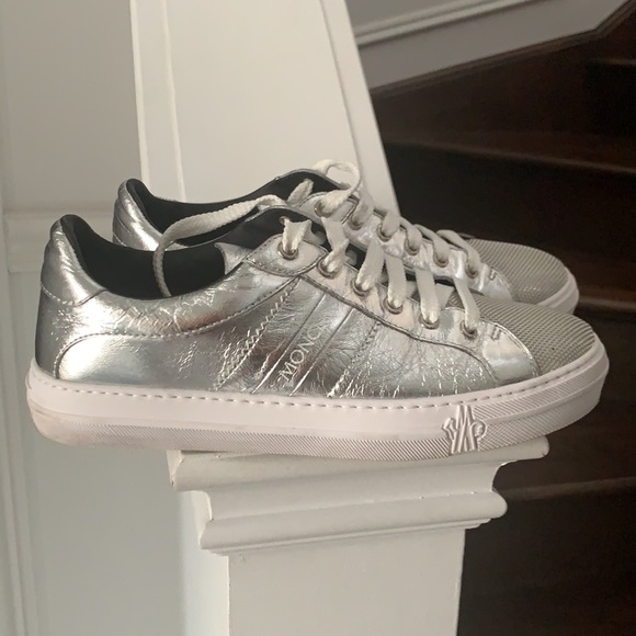 Moncler Ariel silver sneakers - Picture 6 of 11